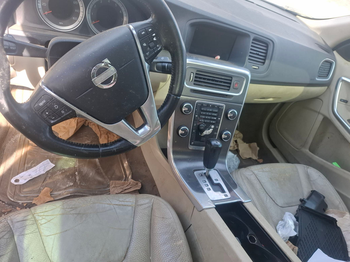 CA_VEHICLE_MEDIA:13382626063:3343335997