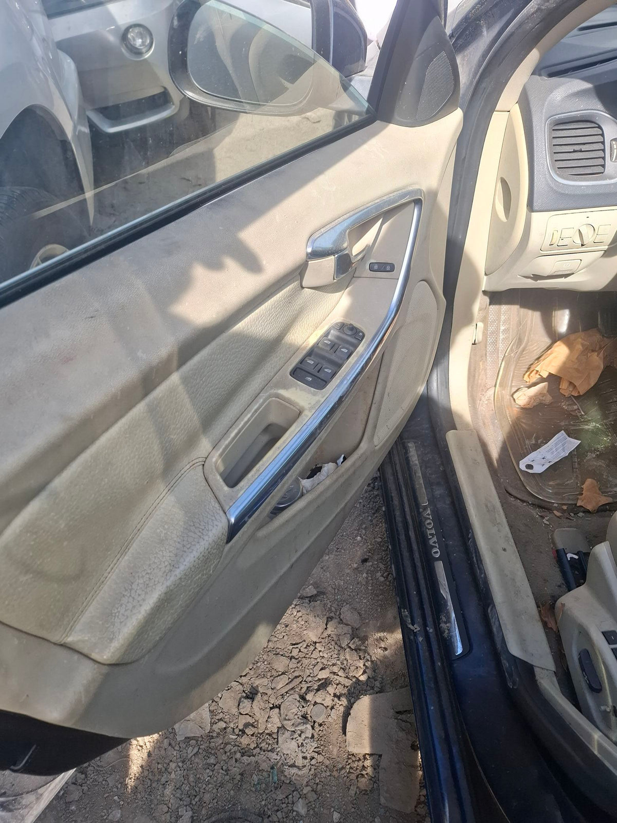 CA_VEHICLE_MEDIA:13382626063:3343336085
