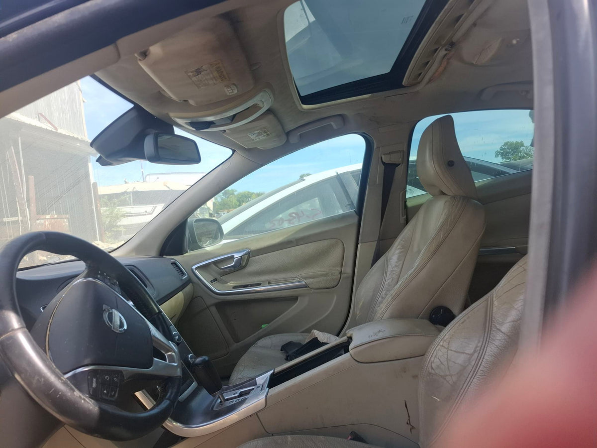 CA_VEHICLE_MEDIA:13382626063:3343338595