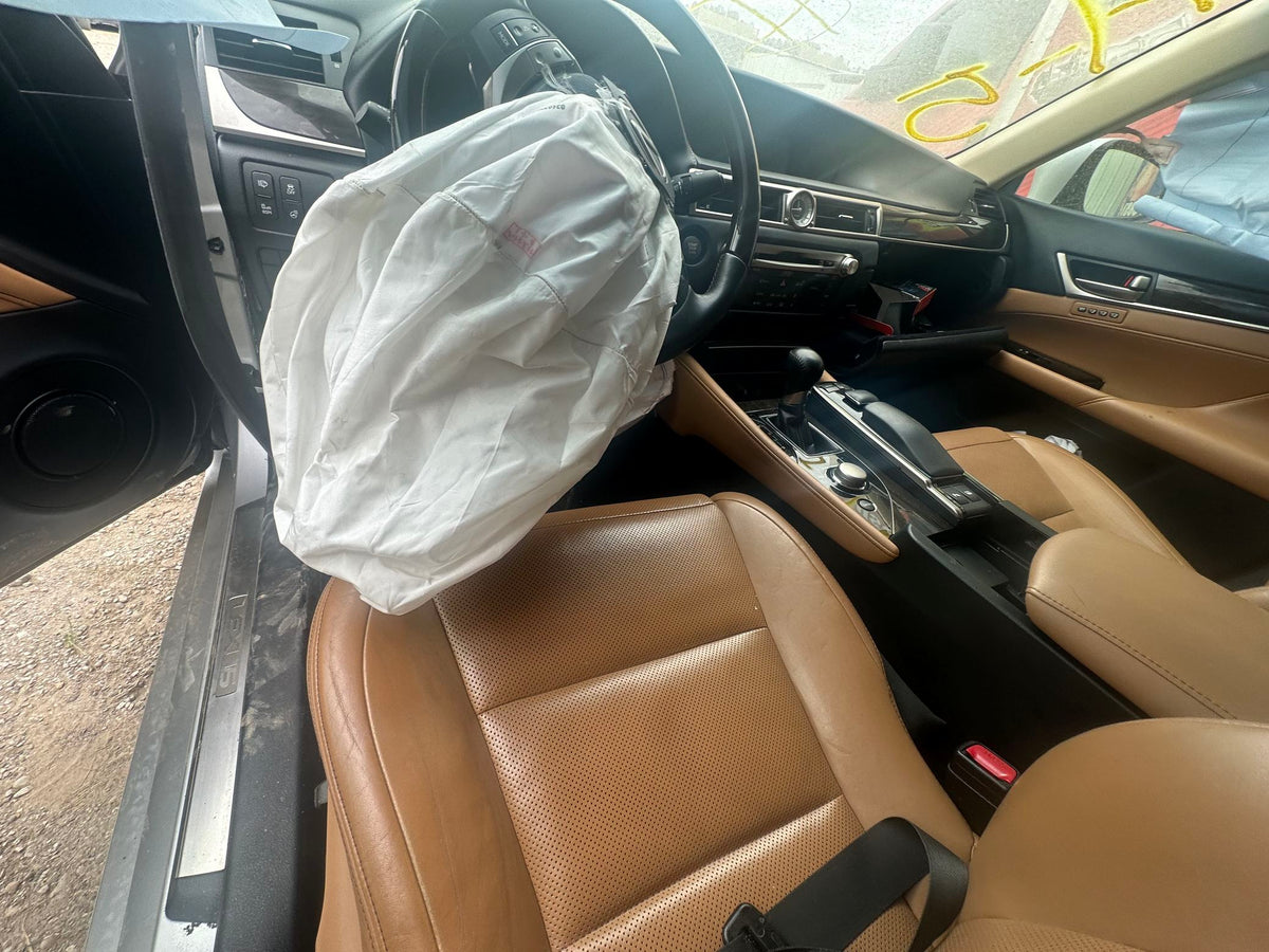 CA_VEHICLE_MEDIA:13382721190:3352964144
