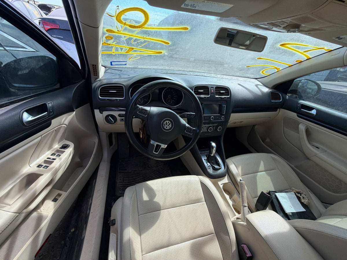 CA_VEHICLE_MEDIA:13382767931:3349236048