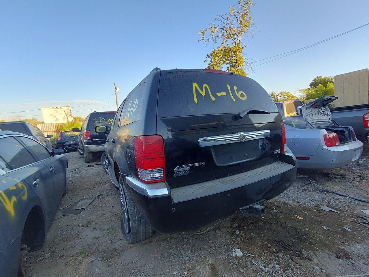 2/2 2007 - 2009 Chrysler Aspen  | All Parts G - Z | SKU #: M17846 - M-16