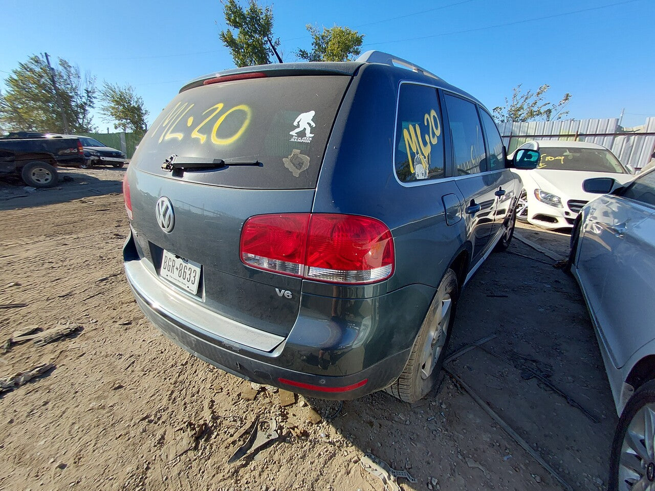 2/2 2004 - 2010 Volkswagen Touareg | All Parts G - Z | SKU #: M17830 - L-20