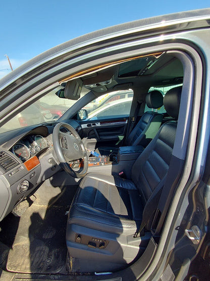 2/2 2004 - 2010 Volkswagen Touareg | All Parts G - Z | SKU #: M17830 - L-20