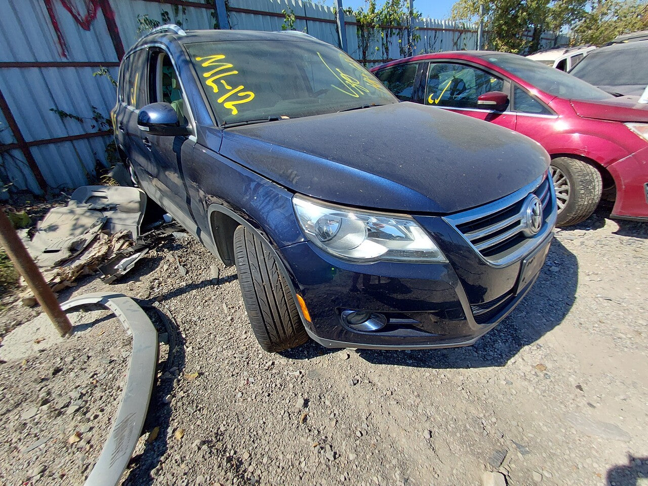 1/2 2009 - 2018 Volkswagen Tiguan | All Parts A - F | SKU #: M17822 - L-12