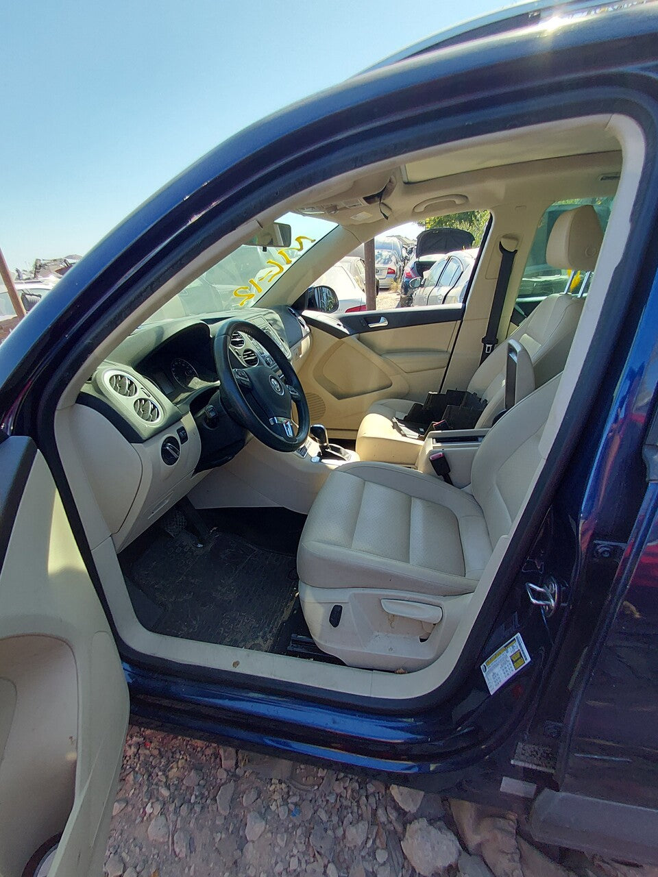 1/2 2009 - 2018 Volkswagen Tiguan | All Parts A - F | SKU #: M17822 - L-12