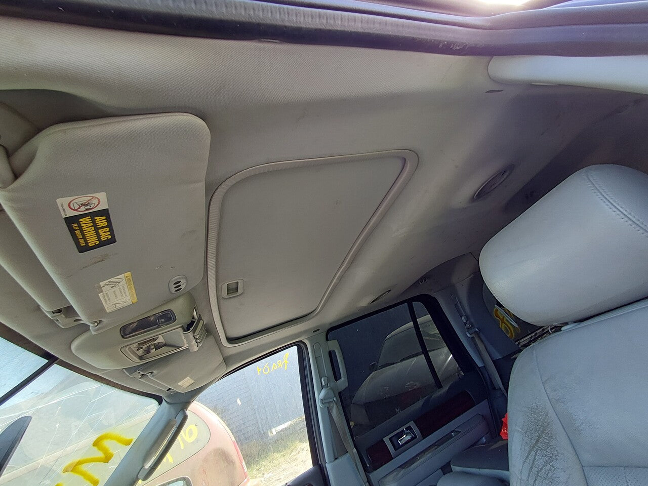 2004 Lincoln Navigator - Stock #: M18388 - MXP-18