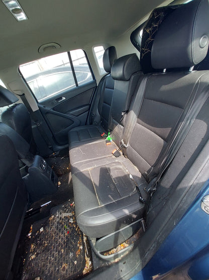 1/2 2009 - 2017 Volkswagen Tiguan  | All Parts A - F | SKU #: M17667 - D-17