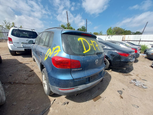 2/2 2009 - 2017 Volkswagen Tiguan  | All Parts G - Z | SKU #: M17667 - D-17