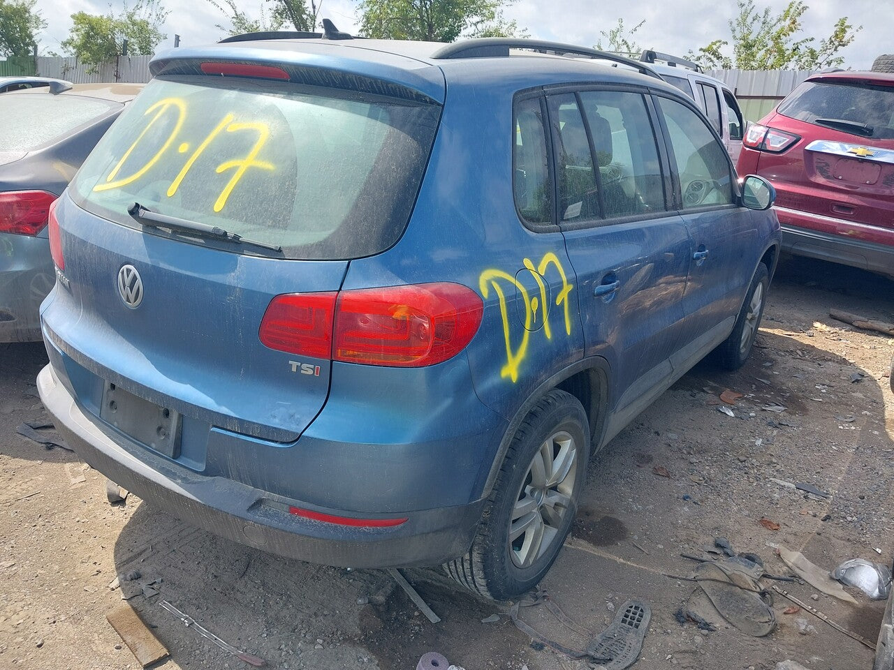 1/2 2009 - 2017 Volkswagen Tiguan  | All Parts A - F | SKU #: M17667 - D-17