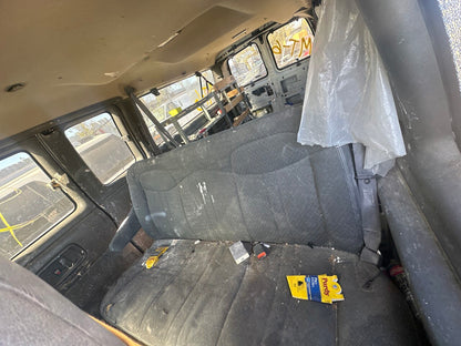 2/2 1996 - 2002 Chevrolet Express 3500 | All Parts G - Z | SKU #: M17976 - T-6