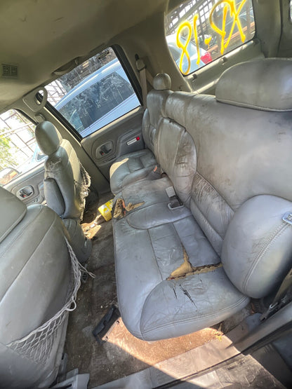 1/2 1995 - 2000 Chevrolet Tahhoe | All Parts A - F | SKU #: M17588 - XP-18