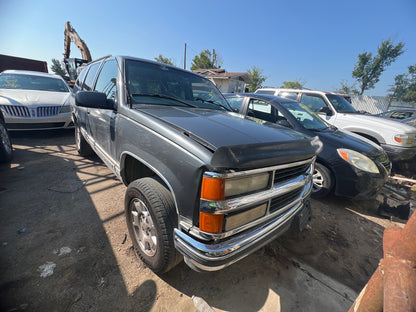 1/2 1995 - 2000 Chevrolet Tahhoe | All Parts A - F | SKU #: M17588 - XP-18