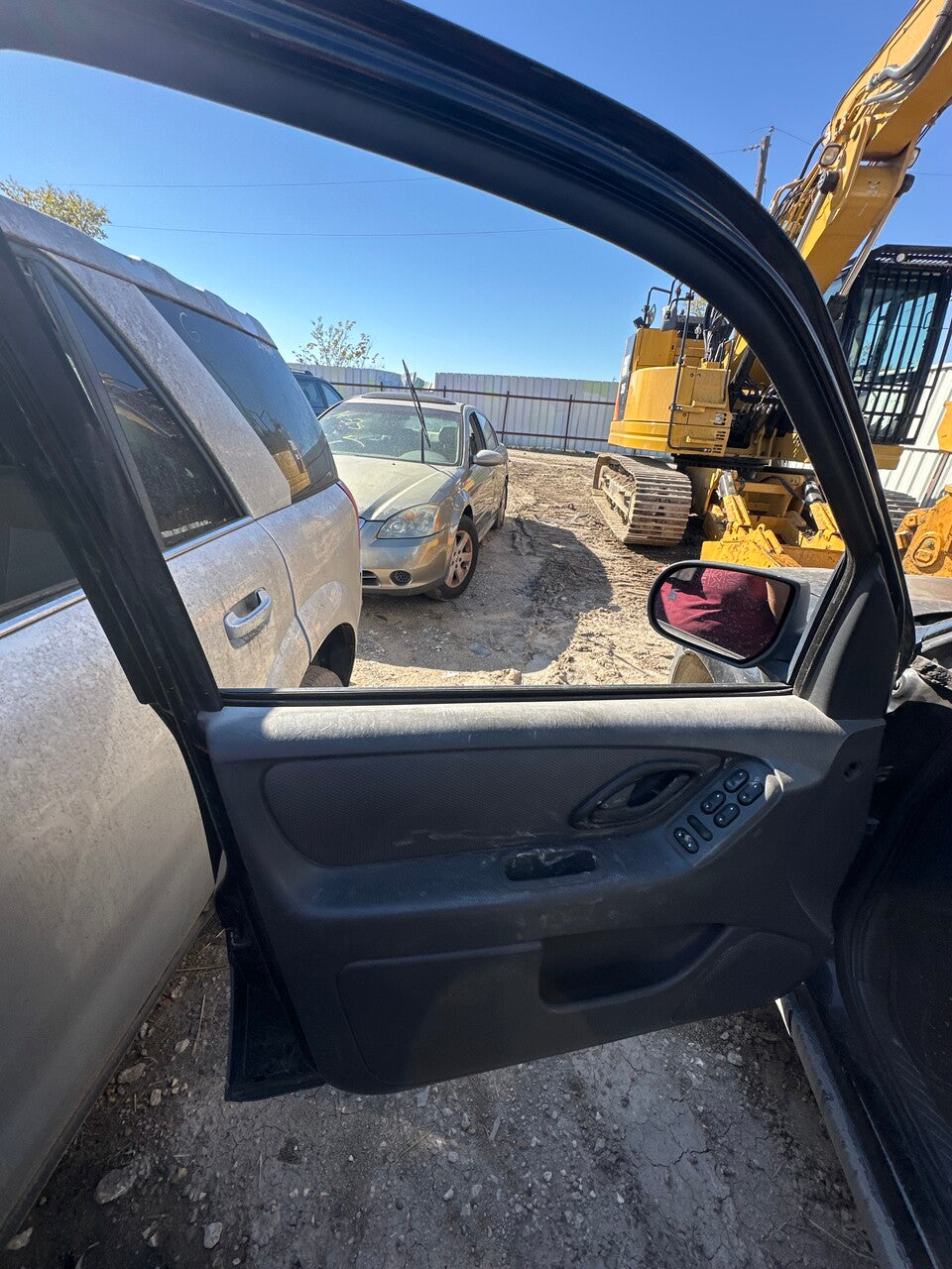 1/2 2001 - 2008 Ford Escape | All Parts A - F | SKU #: M17946 - R-16