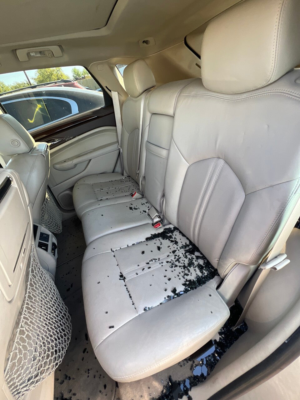 2/2 2010 - 2016 Cadillac SRX  CR.EST | All Parts G - Z | SKU #: M17737 - H-7