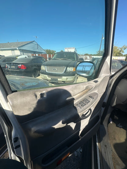 2/2 1997 - 1999  Ford Expedition | All Parts G - Z | SKU #: M17790 - J-20