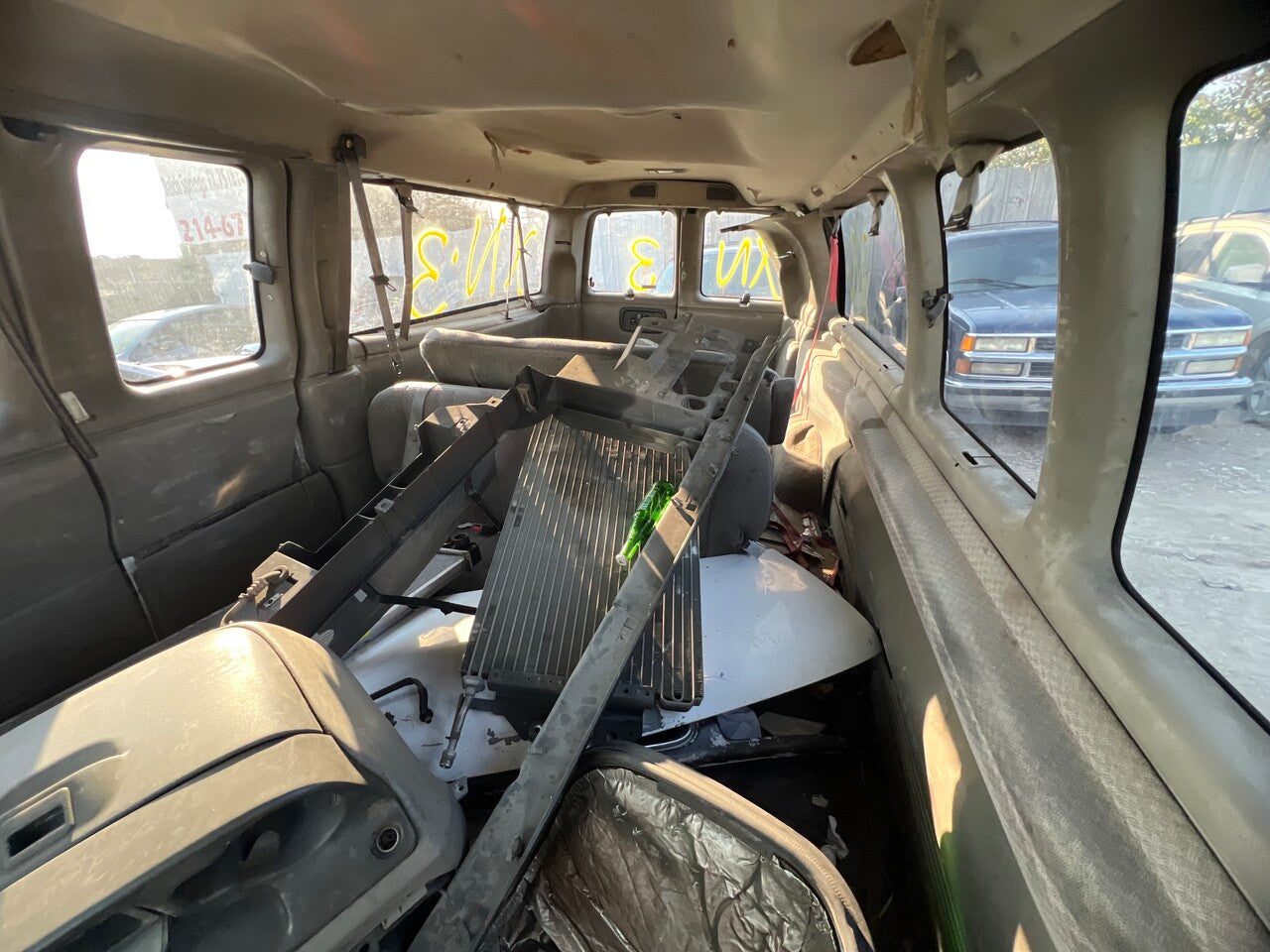 1/2 1996 - 2002 GMC Savana 3500 | All Parts A - F | SKU #: M17533 XN-3