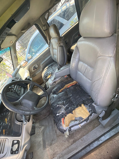 1/2 1995 - 2000 Chevrolet Tahhoe | All Parts A - F | SKU #: M17588 - XP-18