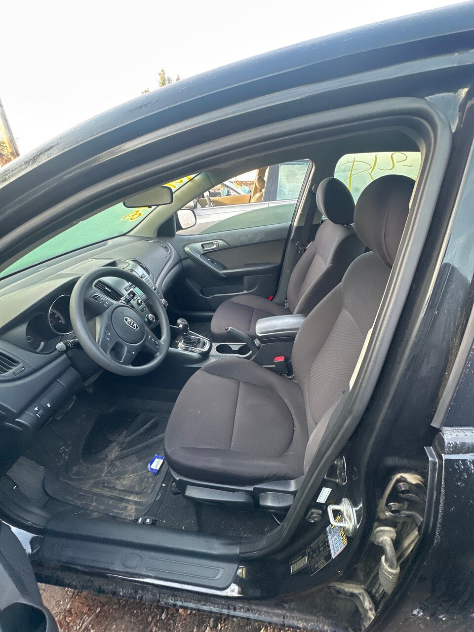 2/2 2010 - 2013 Kia Forte EX | All Parts G - Z | SKU #: M17908 - P-18