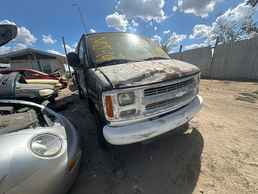 2/2 1996 - 2002 Chevrolet Express 2500 | All Parts G - Z | SKU #: M17784 - J-14