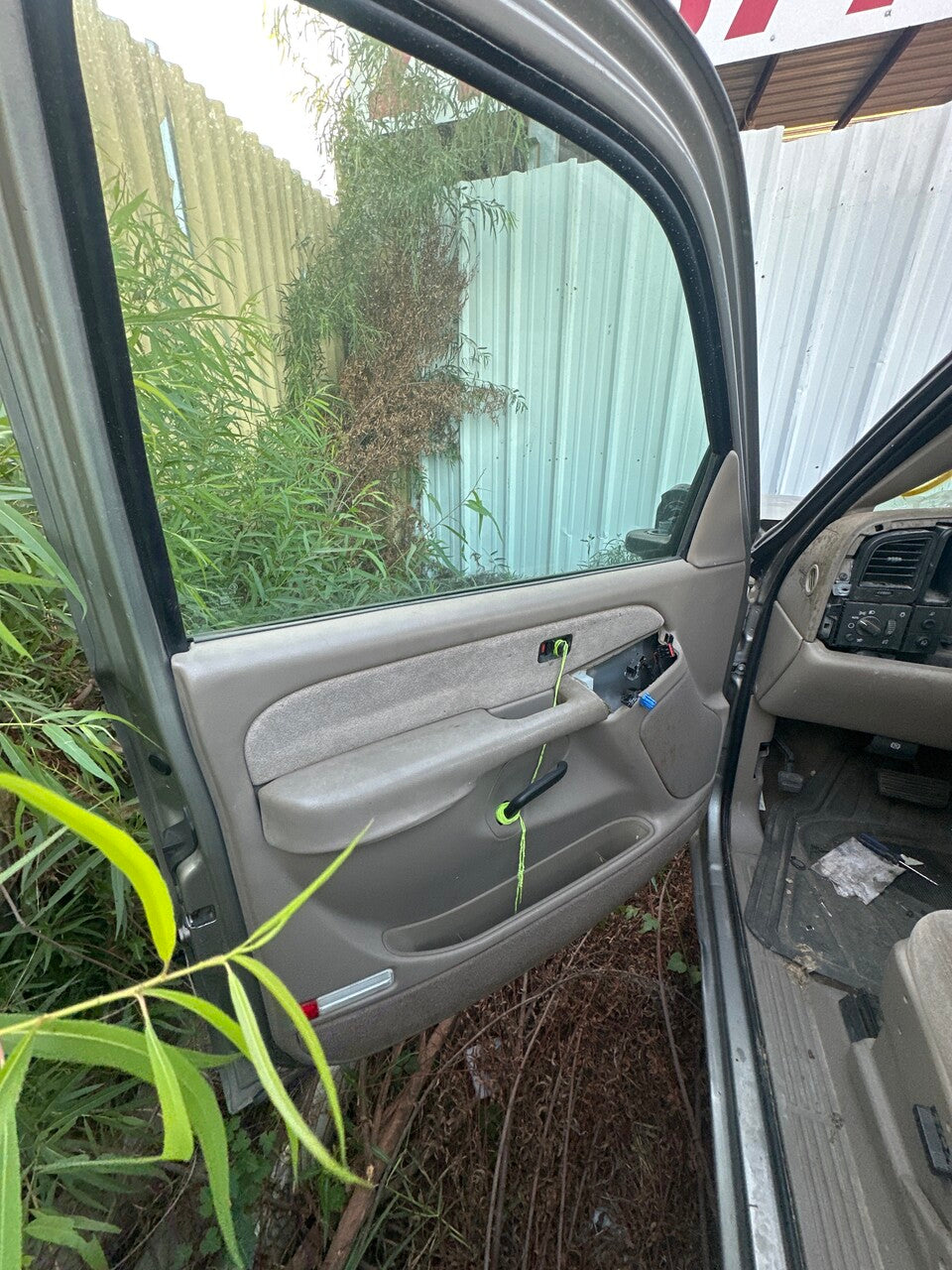 1/2 2003 - 2006 Chevrolet Silverado 1500 | All Parts A - F | SKU #: M17842 CM-12