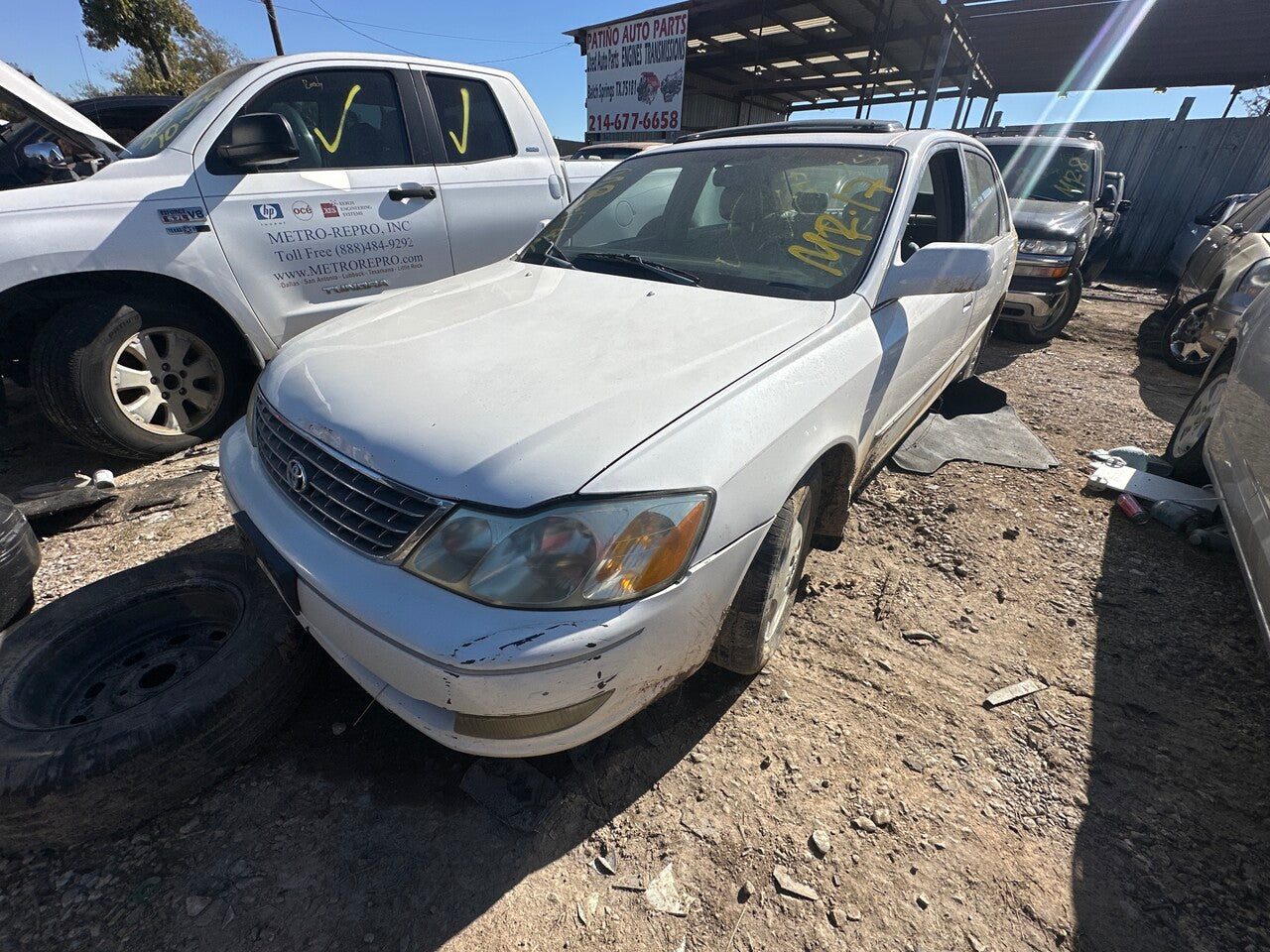 1/2 2000 - 2004 Toyota Avalon | All Parts A - F | SKU #: M17947 MR-17