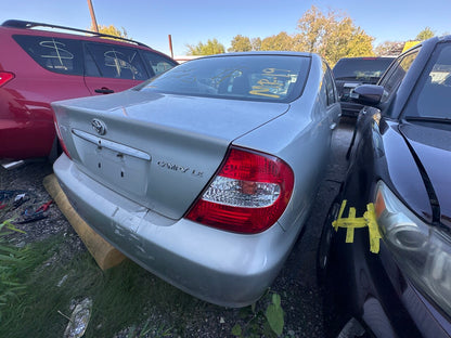 1/2 2002 - 2006 Toyota Camry LE | All Parts A - F | SKU #: M17949 - R-19