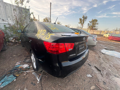 2/2 2010 - 2013 Kia Forte EX | All Parts G - Z | SKU #: M17908 - P-18