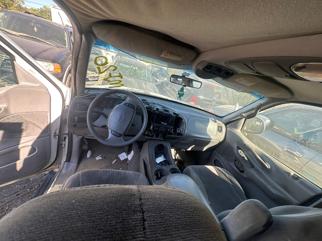 2/2 1997 - 1999  Ford Expedition | All Parts G - Z | SKU #: M17790 - J-20