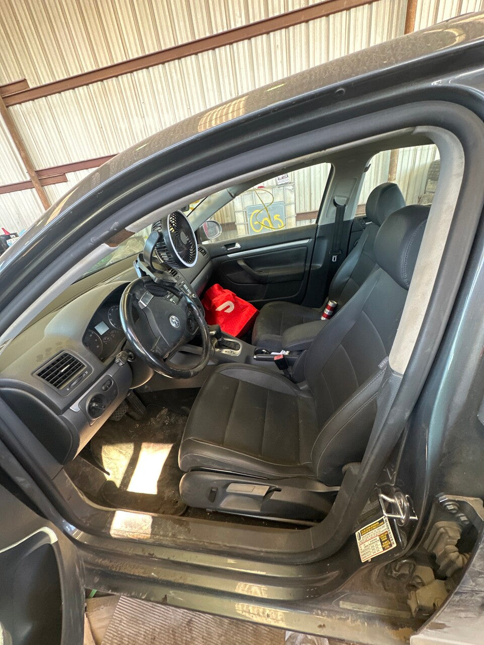 1/2 2005 - 2010 Volkswagen Jetta | All Parts A - F | SKU #: M17981 - T-11