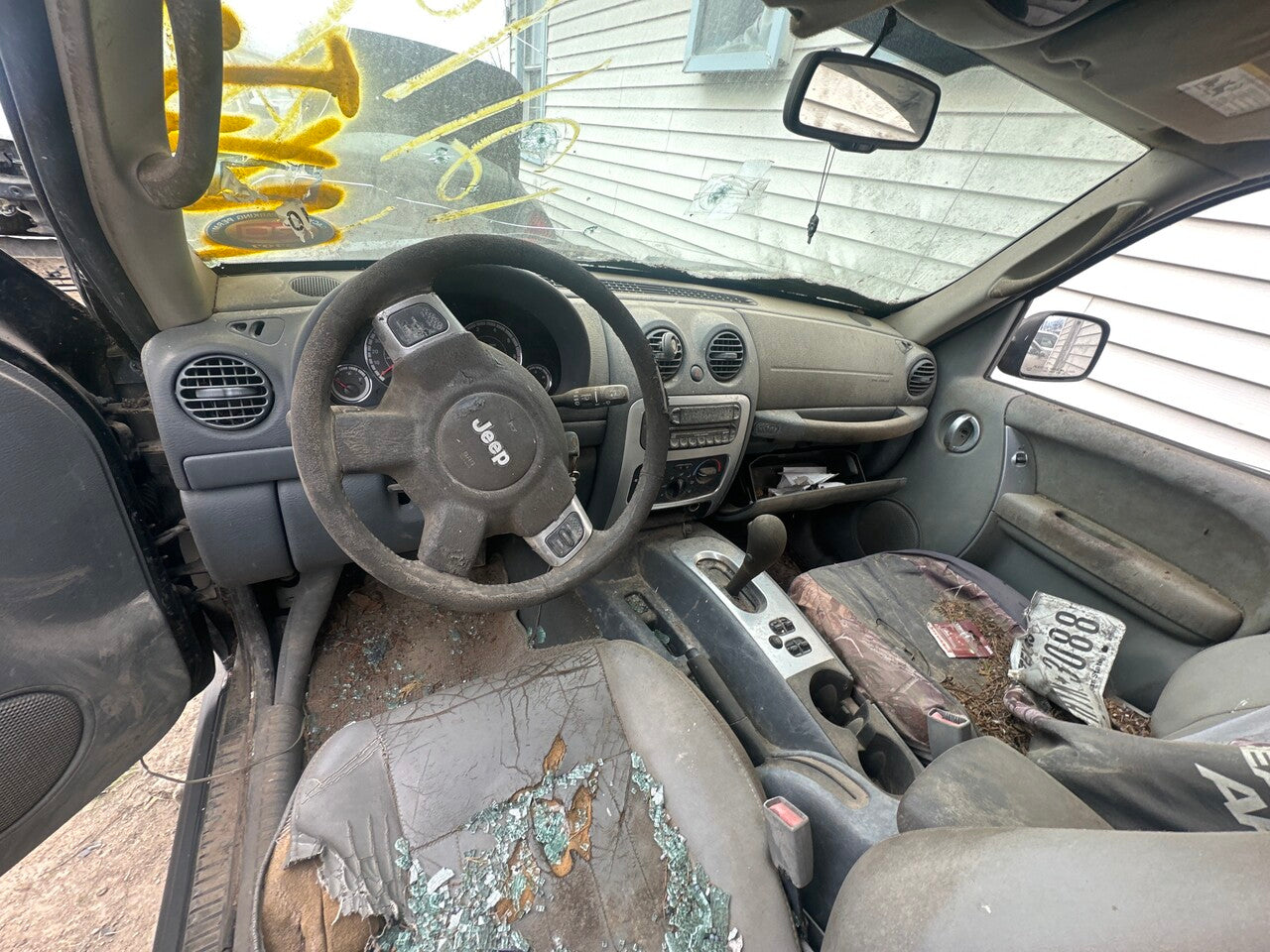 2006 Jeep Liberty - Stock #: M18269 - MXJ-19