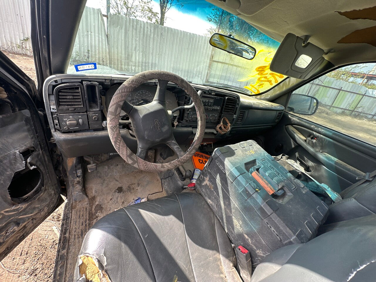 2/2 1999 - 2002 Chevrolet Silverado | All Parts G - Z | SKU #: M17901 - P-11