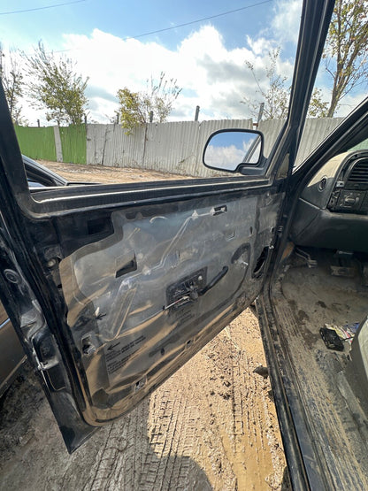 2/2 1999 - 2002 Chevrolet Silverado | All Parts G - Z | SKU #: M17901 - P-11