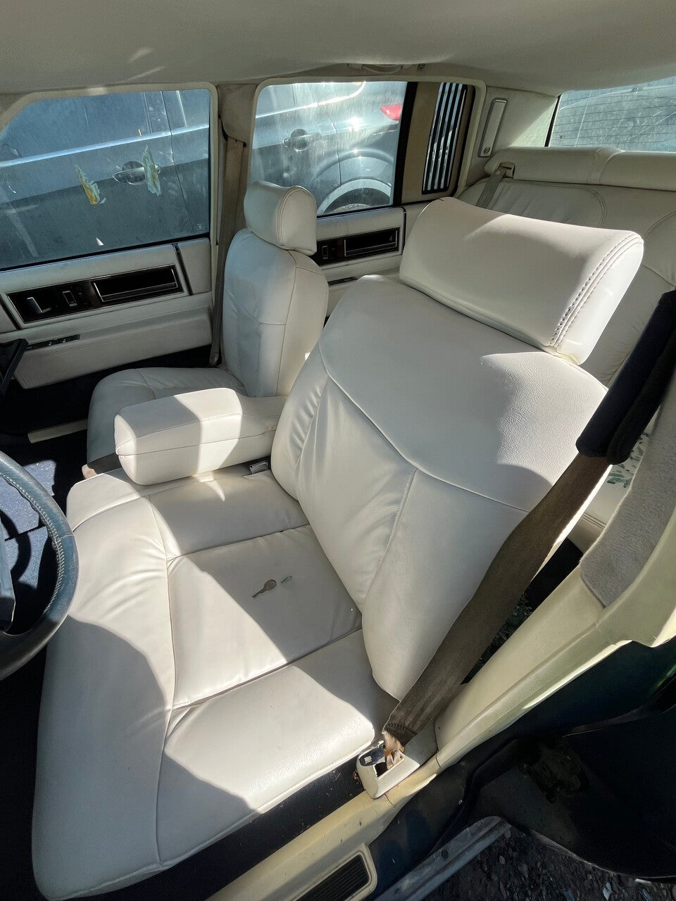 1992 Cadillac Deville - Stock #: M18390 - MXP-20