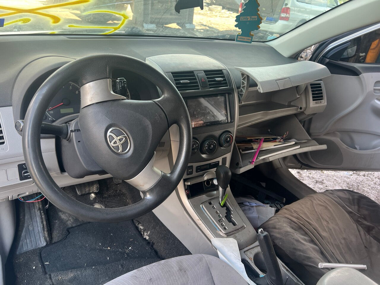 1/2 2009 - 2012 Toyota Corolla | All Parts A - F | SKU #: M17508 XL-18