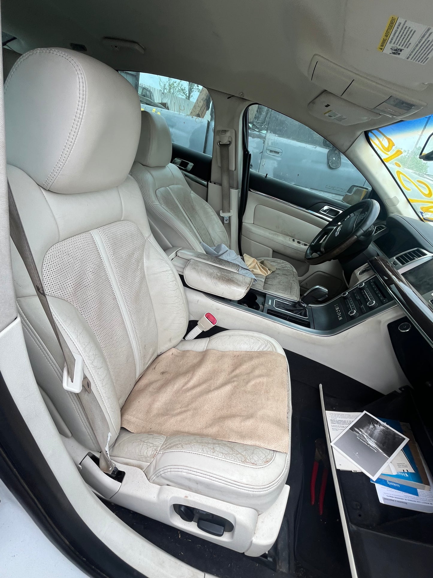 2010 Lincoln MKS - Stock #: M18765 - MS-15