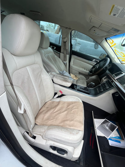 2010 Lincoln MKS - Stock #: M18765 - MS-15