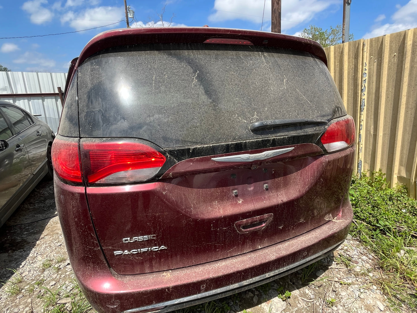 2017-2020 Chrysler Pacifica - Stock #: M18757