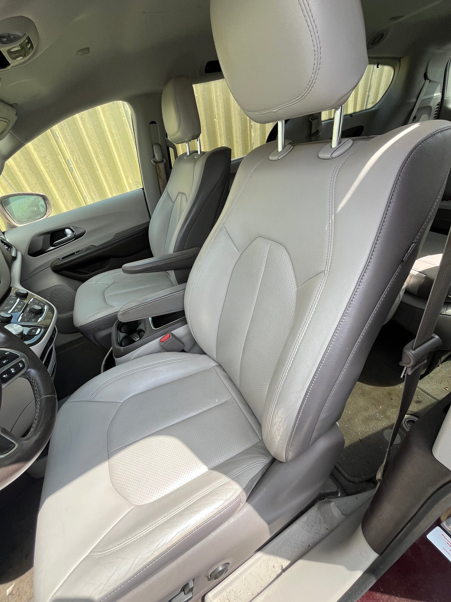 2017-2020 Chrysler Pacifica - Stock #: M18757