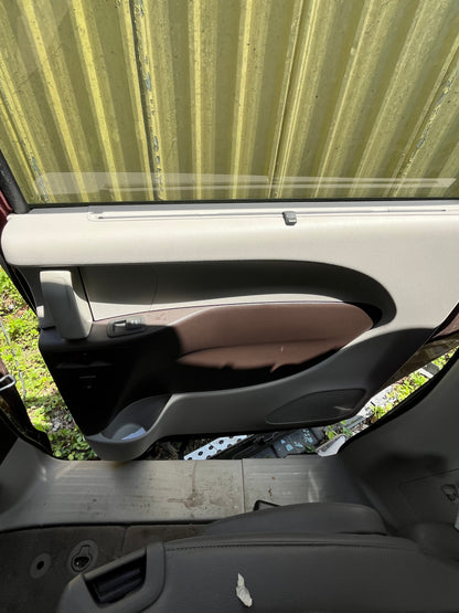 2017-2020 Chrysler Pacifica - Stock #: M18757