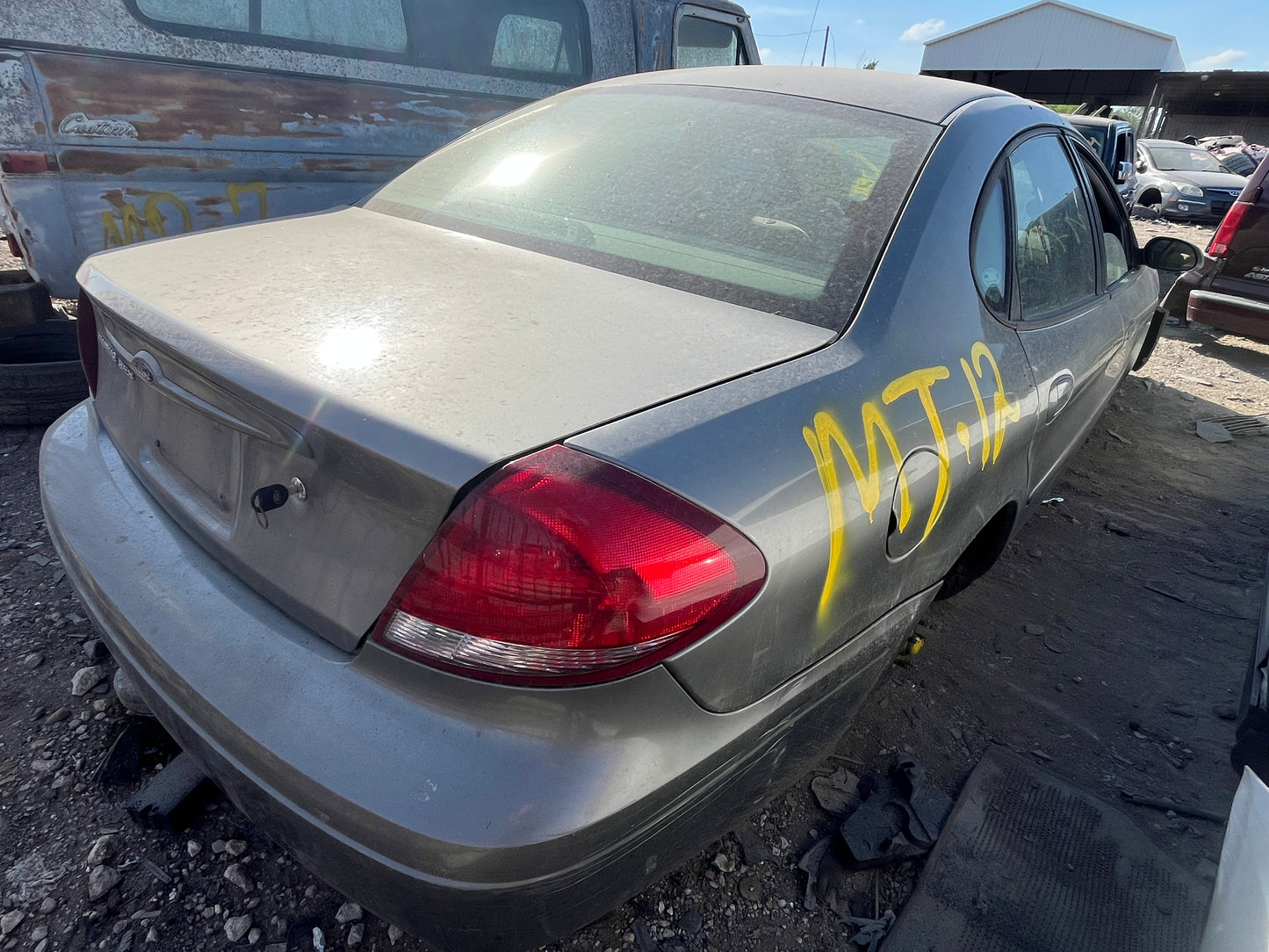 2004 FORD TAURUS - STOCK #M18782