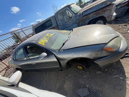 2004 FORD TAURUS - STOCK #M18782