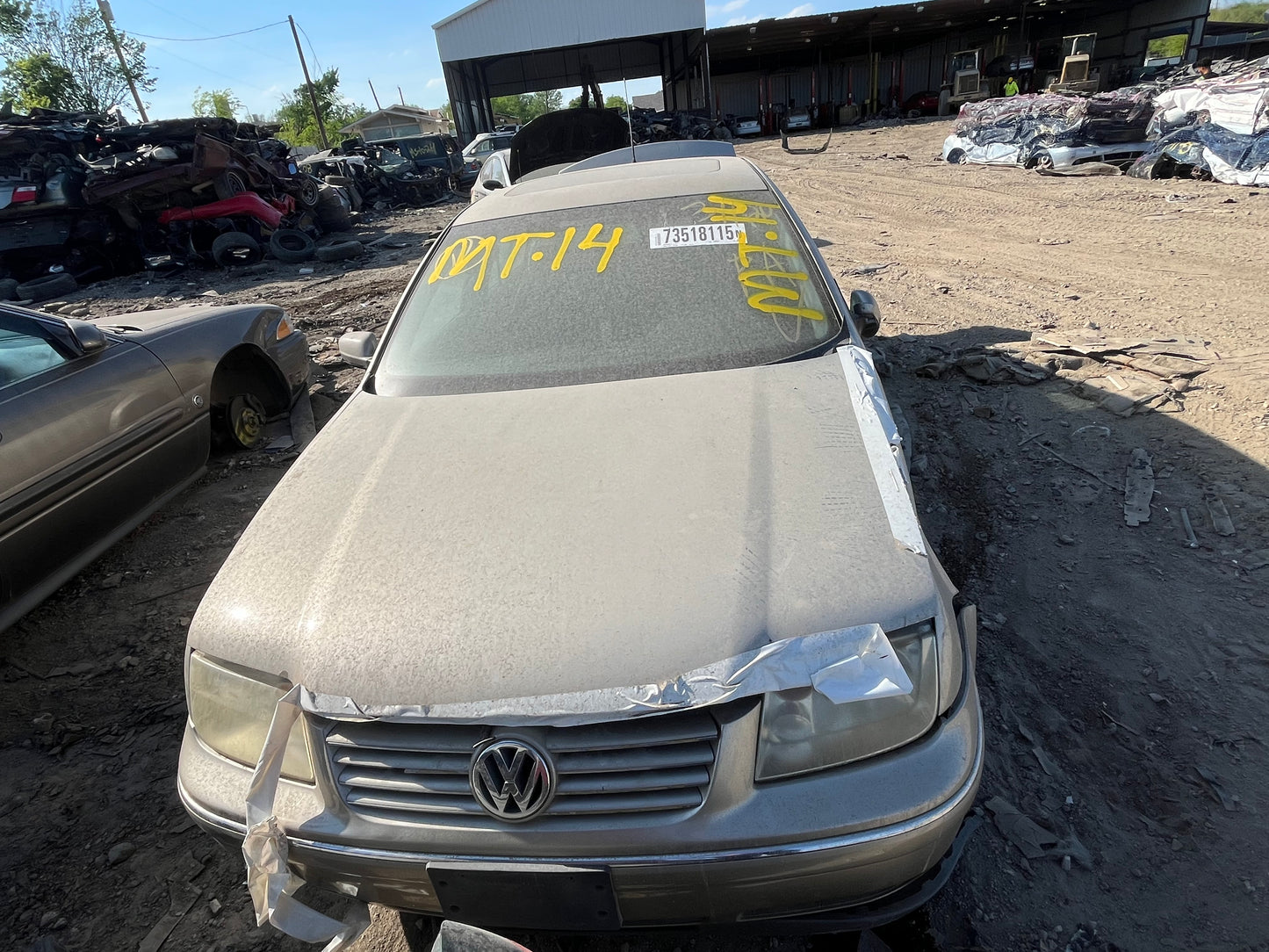 2004 VOLKSWAGEN JETTA - STOCK #M18784