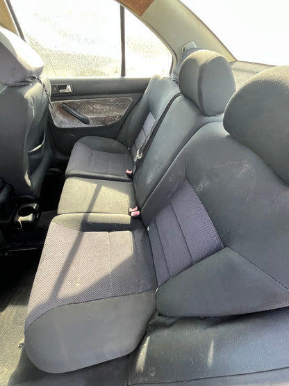 2004 VOLKSWAGEN JETTA - STOCK #M18784