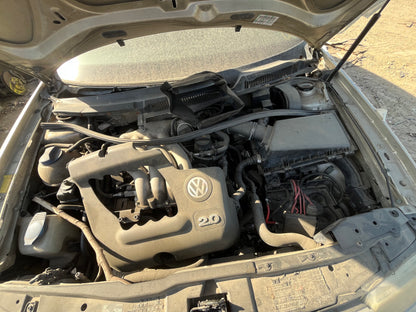 2004 VOLKSWAGEN JETTA - STOCK #M18784