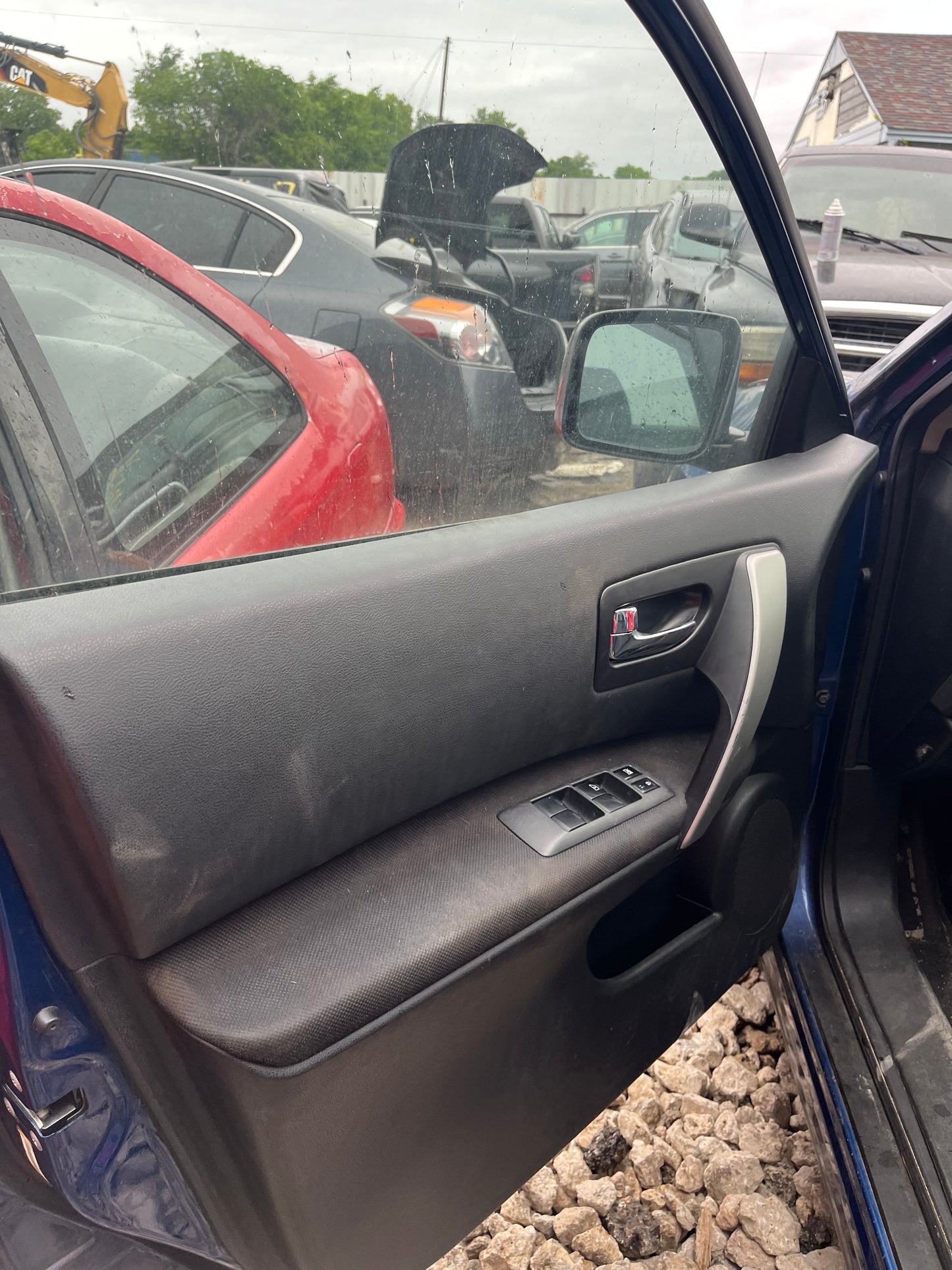2008-2015 NISSAN ROGUE- PARTING OUT- Stock #:   M18889