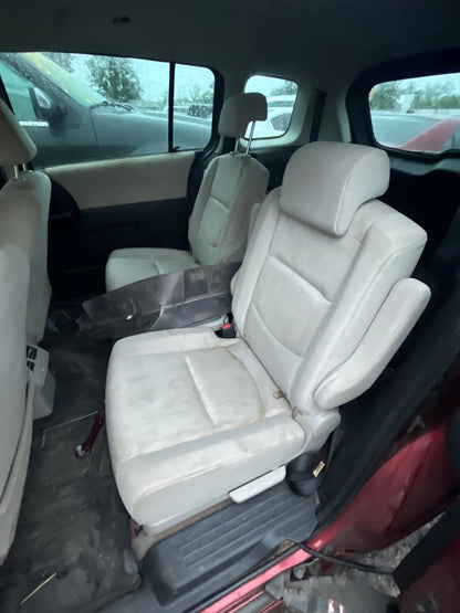 2009 Mazda 5 - Stock #: M18908 - MXB-18