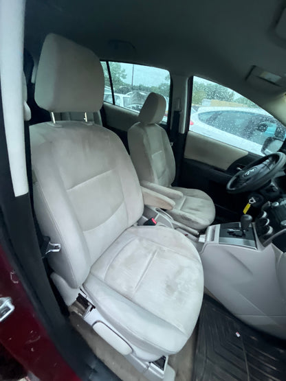 2009 Mazda 5 - Stock #: M18908 - MXB-18
