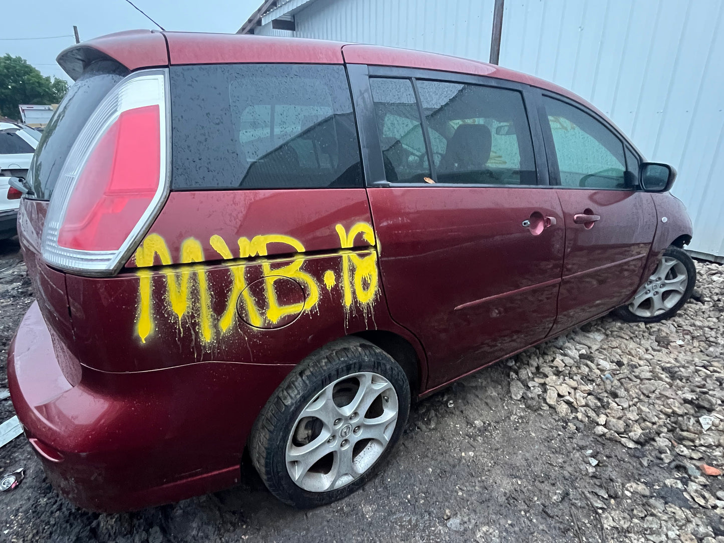 2009 Mazda 5 - Stock #: M18908 - MXB-18