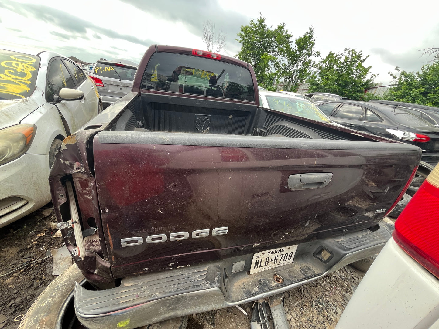 2000-2006 DODGE RAM 1500 - PARTING OUT-MXF-13 Stock #M18983